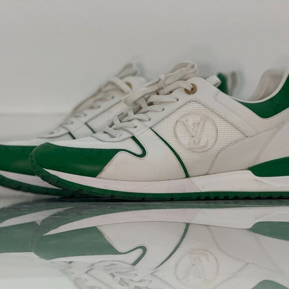 Louis Vuitton Run Away Sneaker White/Green Monogram – Size 41/US Men’s 8 and W10 - Picture 6 of 11